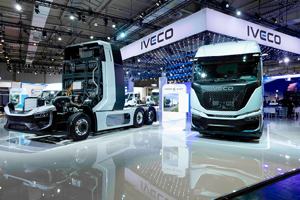 IVECO extends the heavy electro-mobility range with its new IVECO S-eWay Rigid